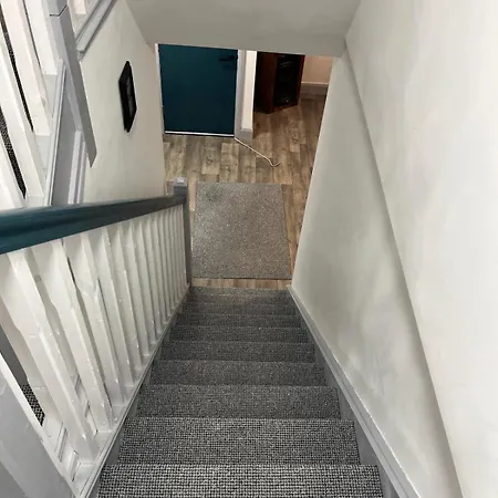 'james Lyons' The Old Main St Bed & Breakfast