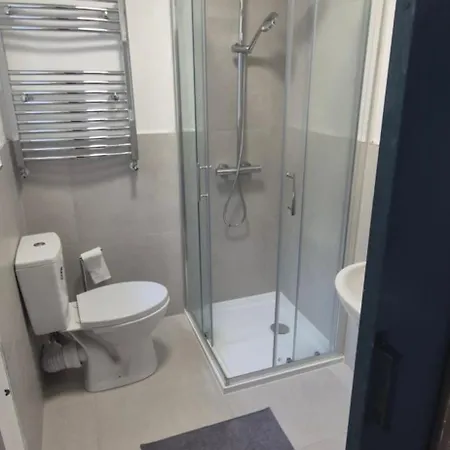 'james Lyons' The Old Main St *