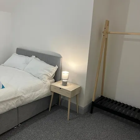 'james Lyons' The Old Main St *