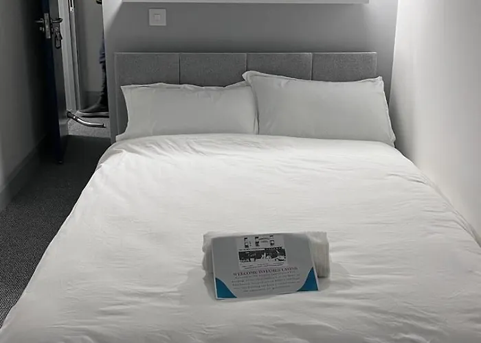 'james Lyons' The Old Main St